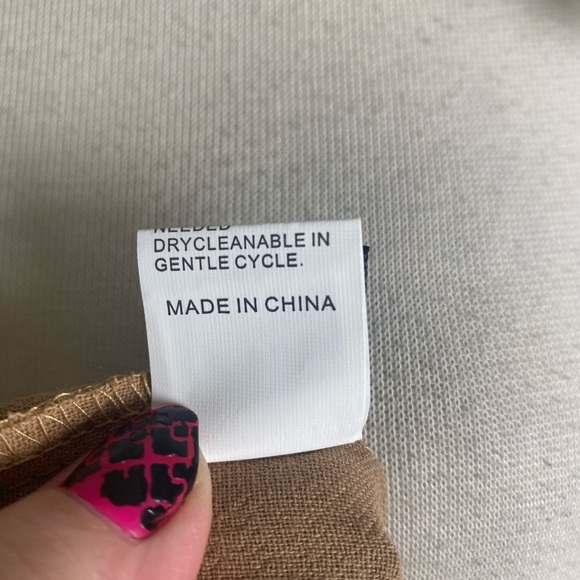 Shein Curve Plus Size tan crepe material shorts beach window shopping size 3 XL - Picture 8 of 8